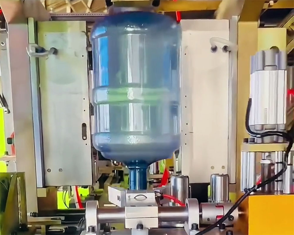 Case Study: Custom 5-Gallon Large Water Bottle Blowing Solution