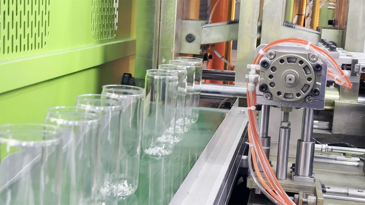 How Infrared Heating Oven Optimization Reduces Preform Heating Power Consumption in PET Blow Molding