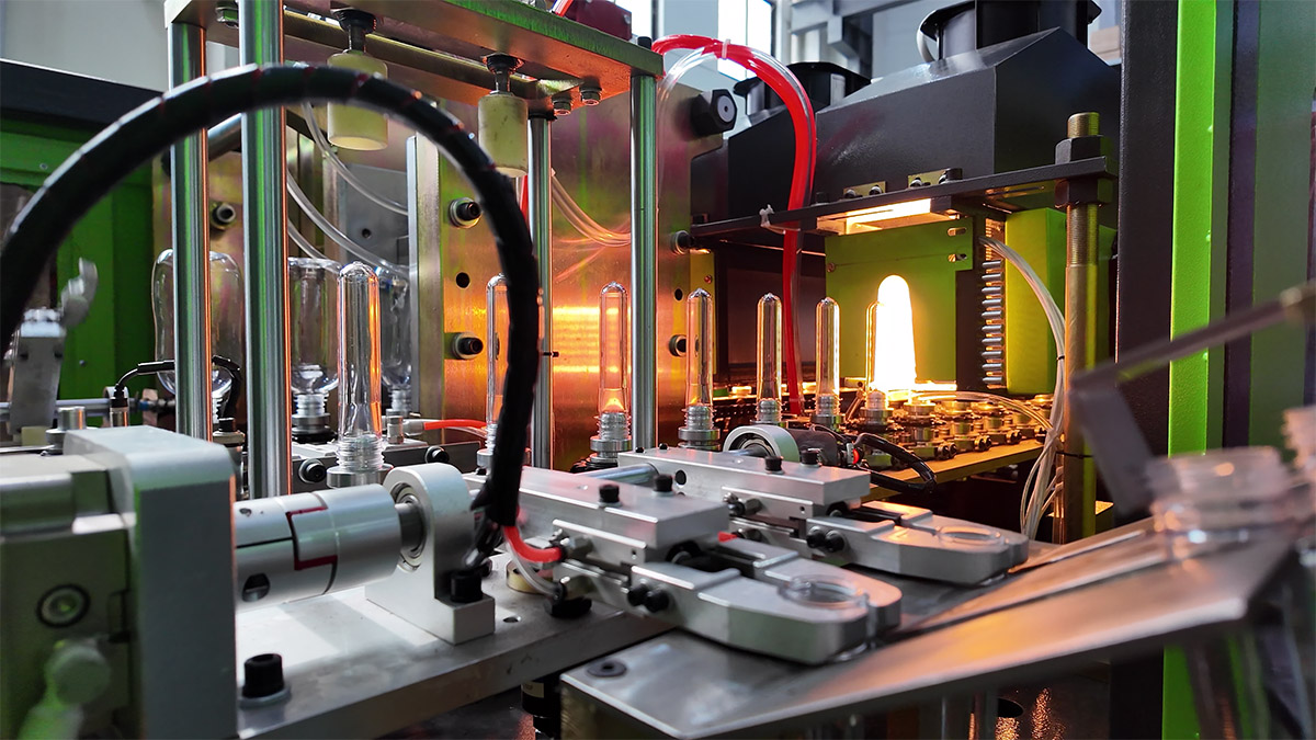 Fast Mold Change System: How TAIXIANG Blow Molding Machines Reduce Production Downtime to 30 Minutes